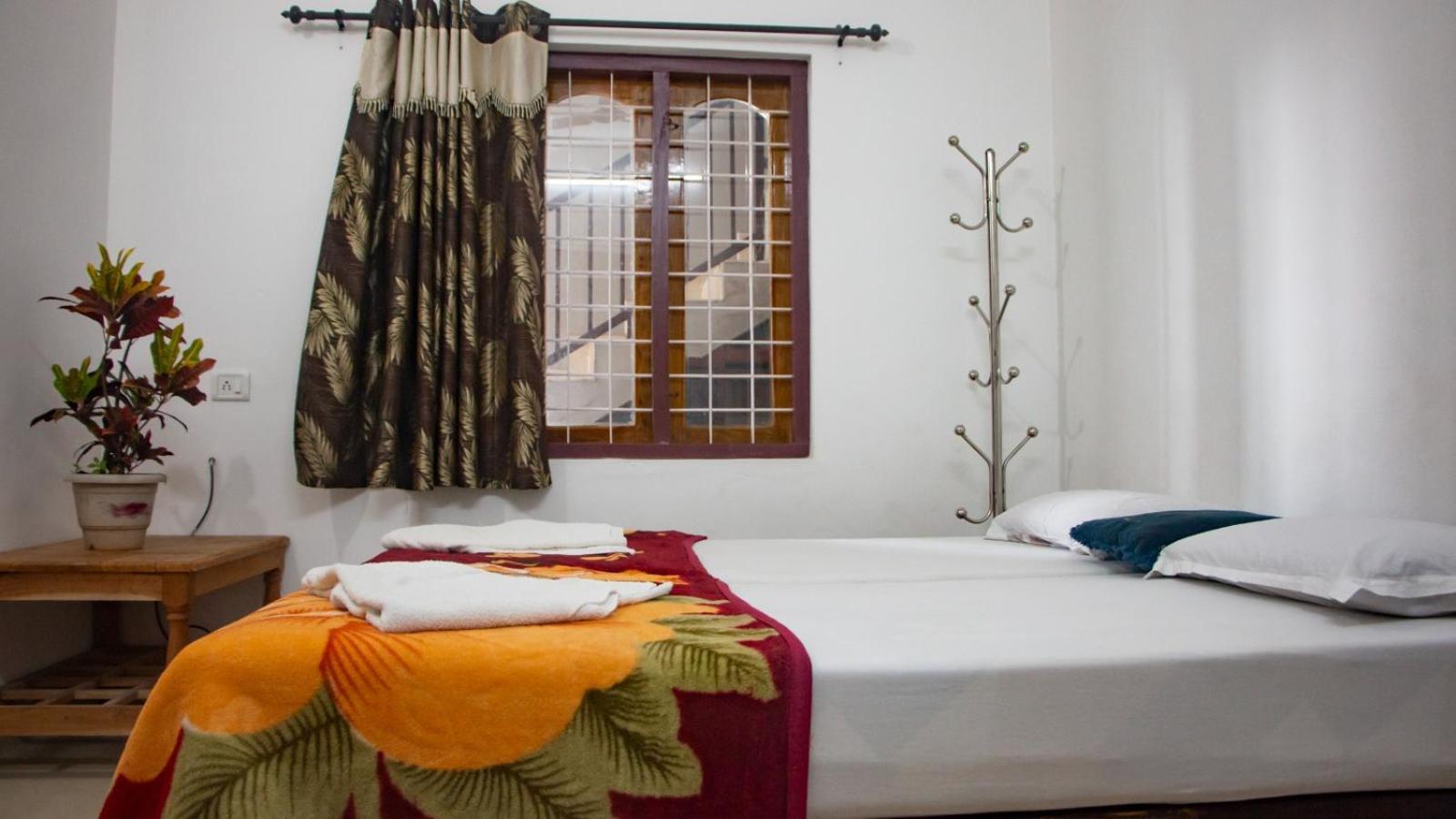 Spice Cottage Homestay Теккади Экстерьер фото