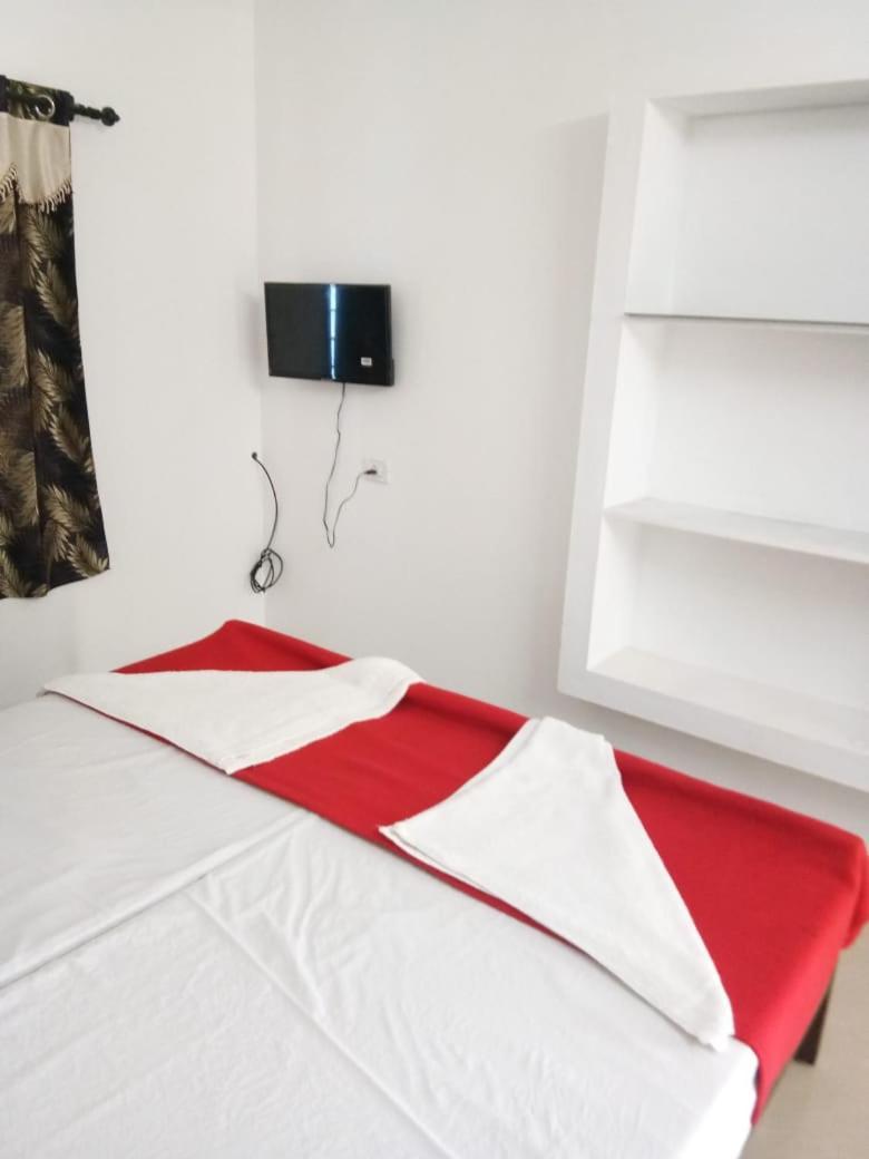 Spice Cottage Homestay Теккади Экстерьер фото